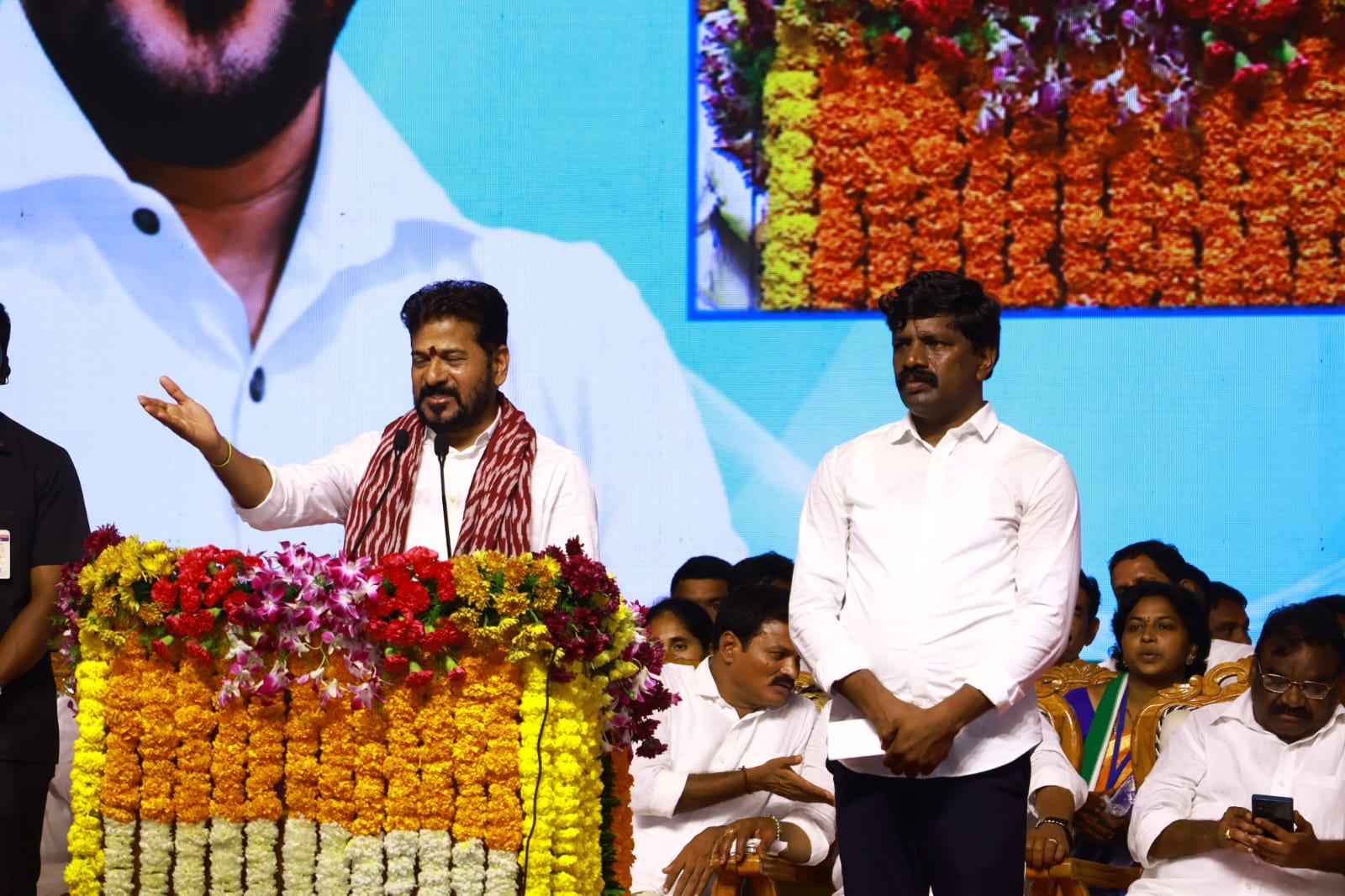   ప్రజా పాలన పేదలు, సమాజంలోని అన్ని వర్గాల ప్రజల కోసం పనిచేస్తుందని రాష్ట్ర ముఖ్యమంత్రి ఏ.రేవంత్ రెడ్డి అన్నారు.